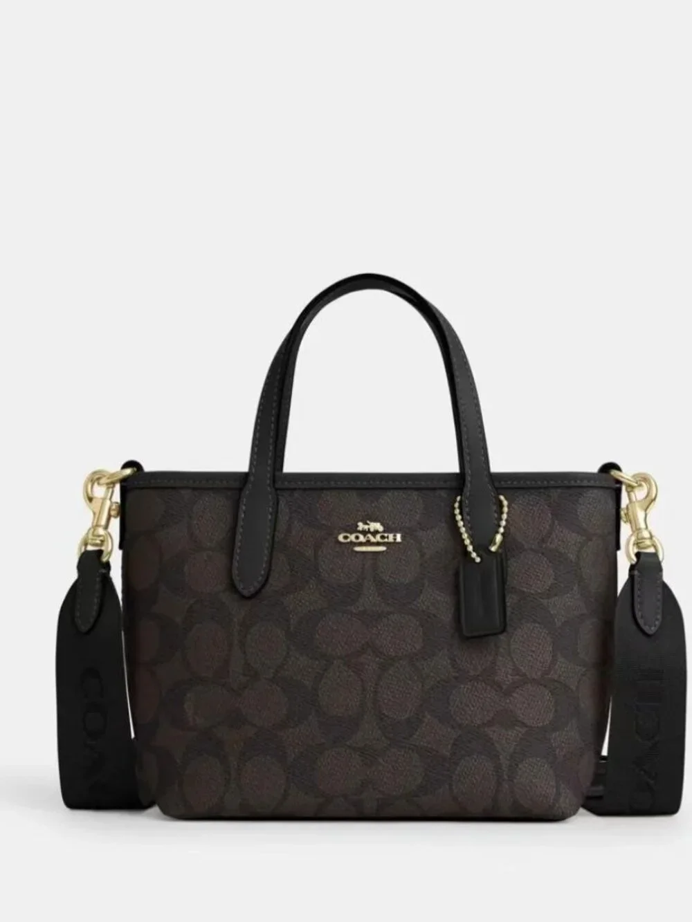 Coach nwt city